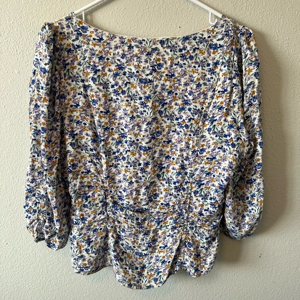 Revolve Astr the Label Floral Print Ruched Button Front Blouse Square Neck